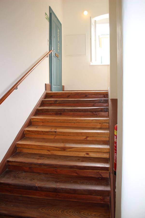 Blue Flat By Grazrentals Best Location & Free Parking 외부 사진